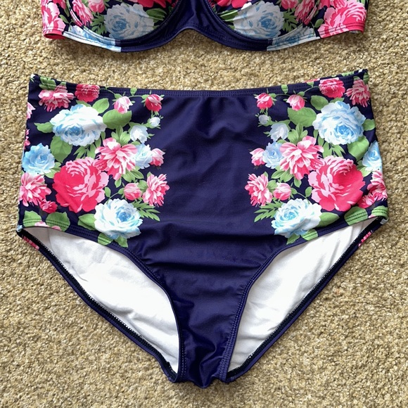 Women’s floral bikini size XXL - Picture 4 of 14